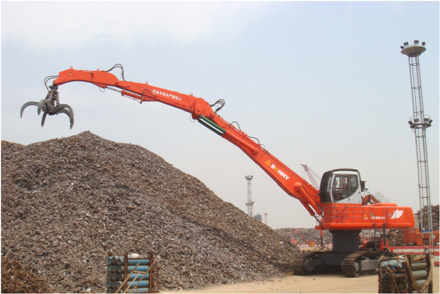 三節(jié)臂增高抓鋼機.jpg 三節(jié)臂增高抓鋼機.jpg