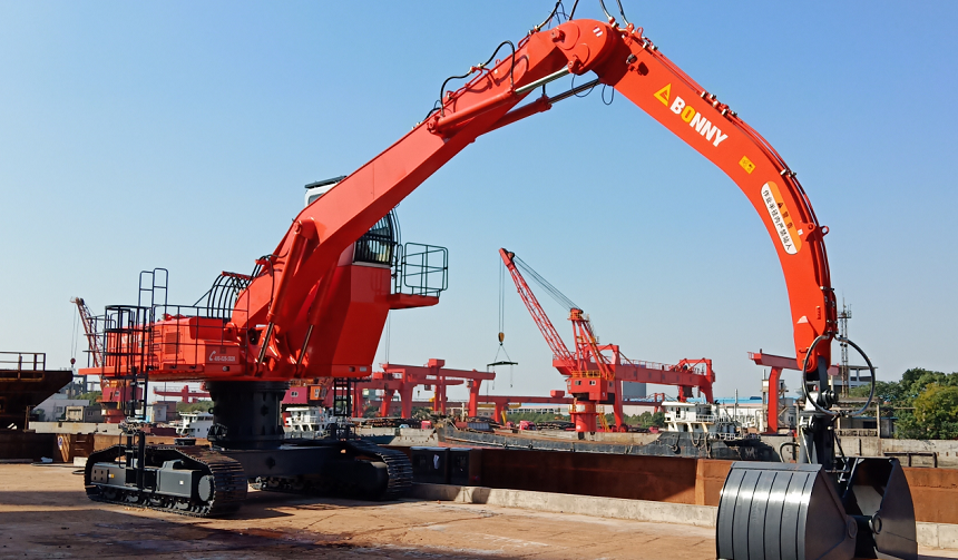 WZYD52-8電動液壓抓料機(jī).png WZYD52-8電動液壓抓料機(jī).png